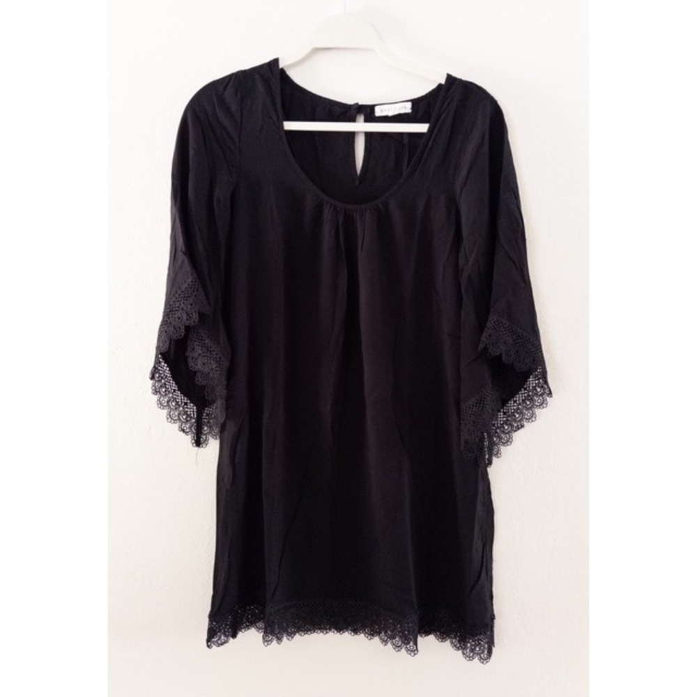 Socialite Black‎ Tunic Dress Lace Trim Keyhole Casual Flowy Medium